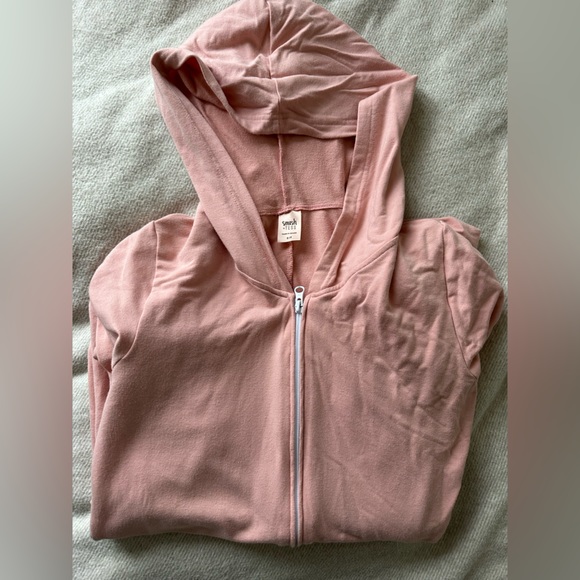 Smash + Tess Harris Hoodie Romper in Pink - Picture 6 of 6